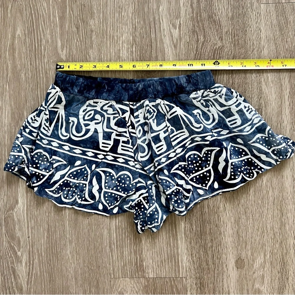 REVERSE Two Piece Set - Picture 4 of 11